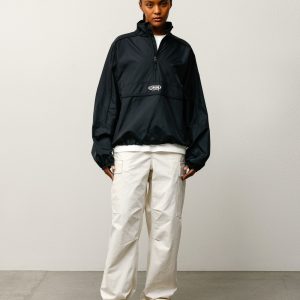 LIGHTWEIGHT PULLOVER JACKET